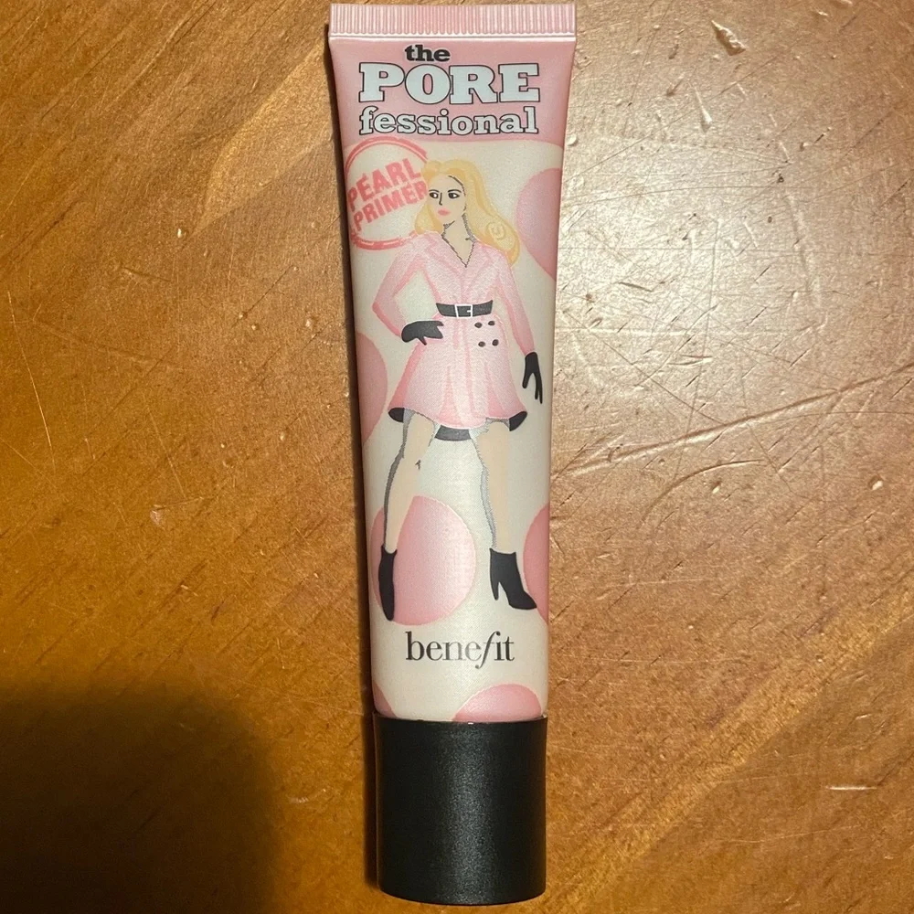 Benefit The Porefessional Pearl Primer Soft Radiance Face Primer - Picture 4 of 16